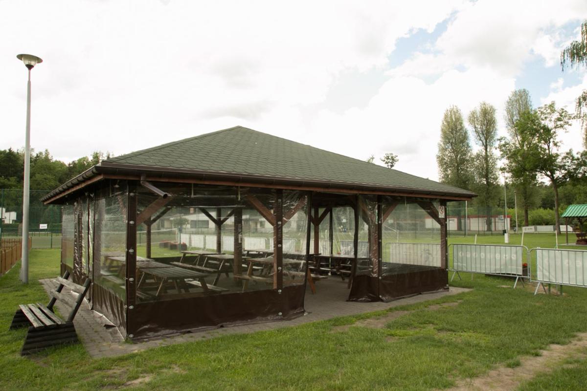 Camping Oaza Blonie Kornik Domki Standard - 3 Pokoje Exteriér fotografie