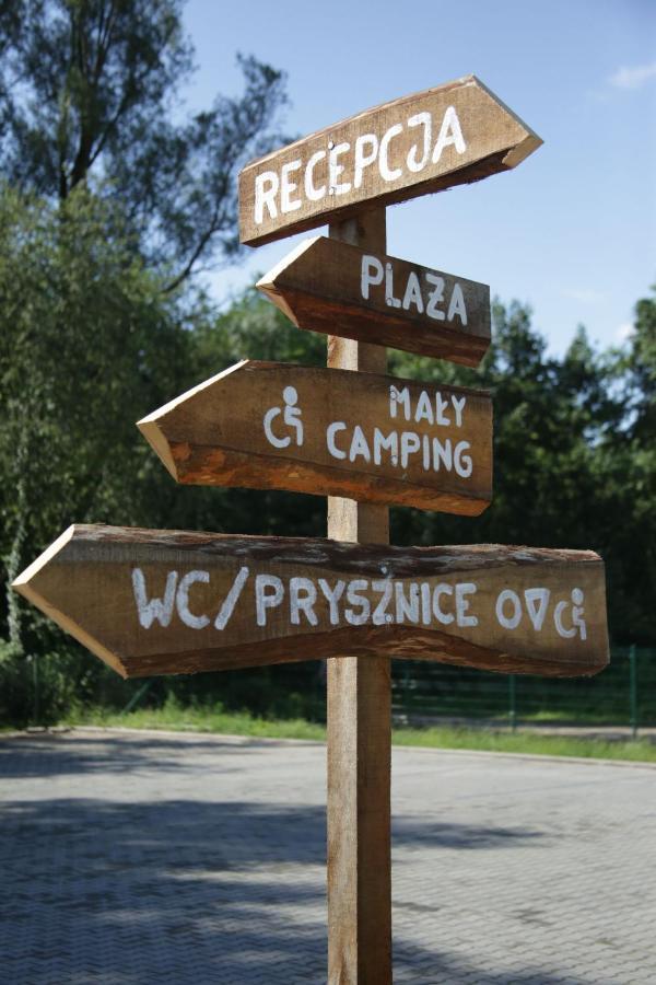 Camping Oaza Blonie Kornik Domki Standard - 3 Pokoje Exteriér fotografie
