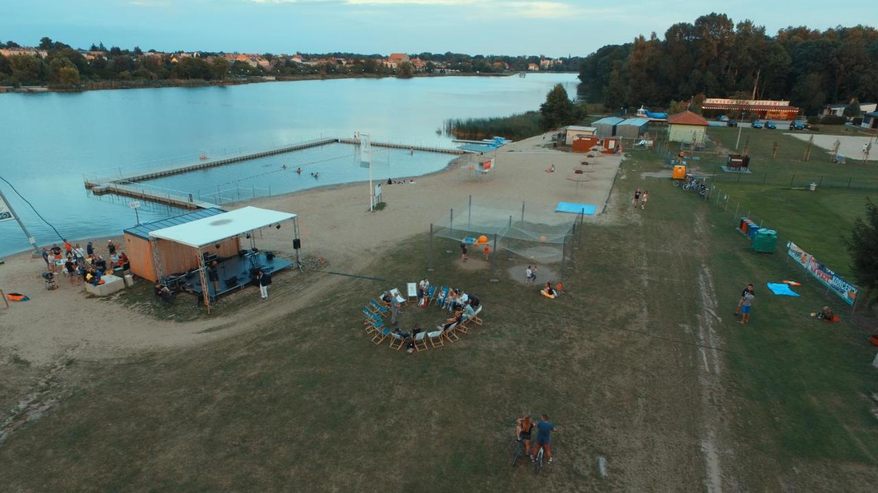 Camping Oaza Blonie Kornik Domki Standard - 3 Pokoje Exteriér fotografie